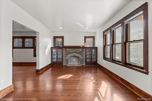 Photo - 8804 Mason Pl