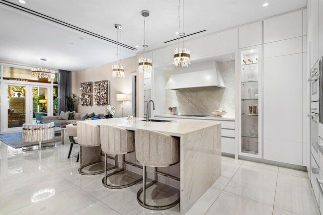 Photo - 200 SE Mizner Blvd Unit 104