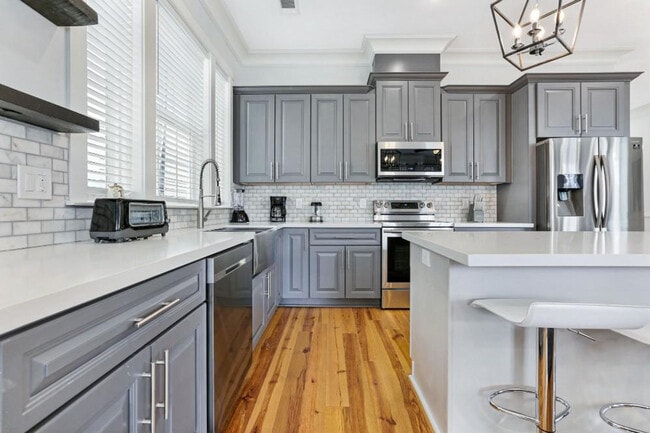 Photo - 1212 Carondelet St Unit ID1269967P