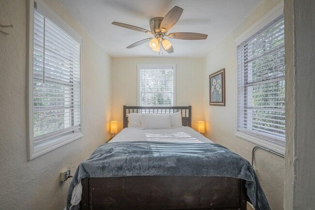 Photo - 838 Bobbin Mill Rd Unit ID1302848P