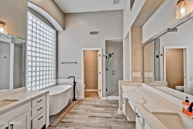 Photo - 13059 E Poinsettia Dr