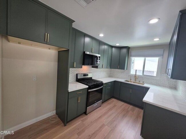 Building Photo - 6829 Murietta Ave