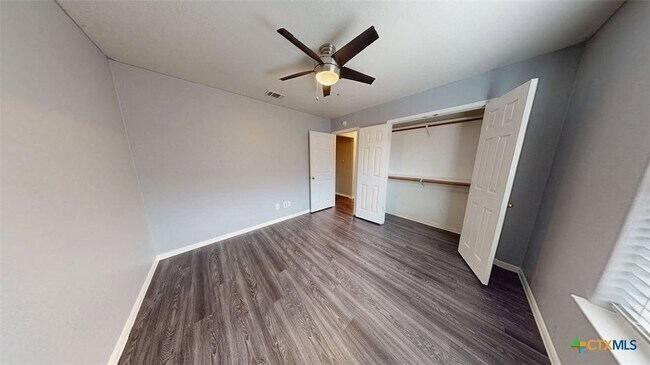 Photo - 106 Cedar Ridge Dr