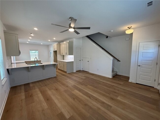 Photo - 832 Dockery Ln