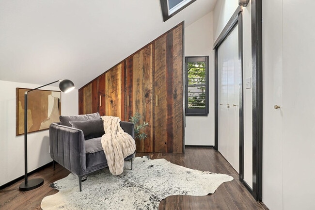 Photo - 435 N Oliver Ave Unit ID1221887P