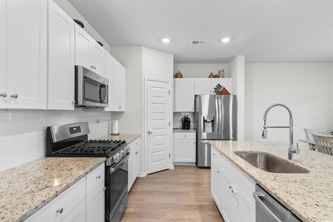 Photo - 1057 Saltgrass Way