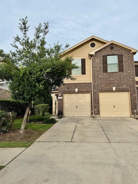 Photo - 16010 Limestone Lake Dr