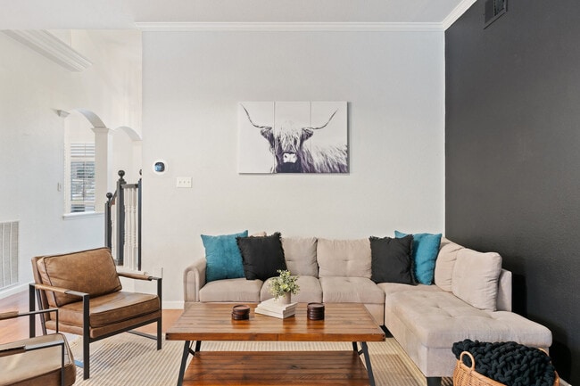 Photo - 3209 Normandy Dr Unit ID1023132P