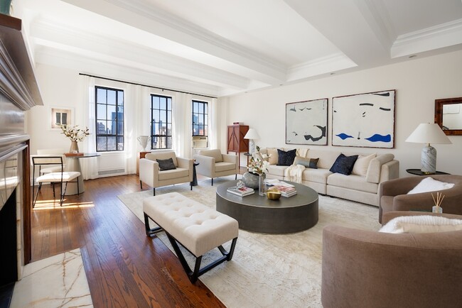 Building Photo - 350 W 57th St Unit 19C