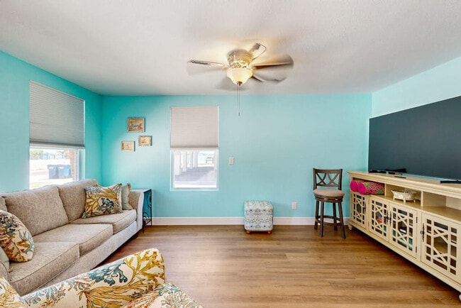Photo - 109 10th St S Unit SI ID1591358P