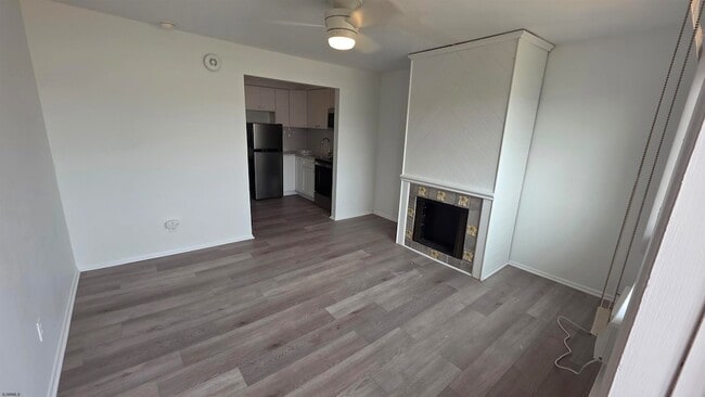 Photo - 9600 Amherst Ave