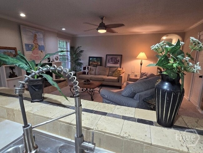 Photo - 113 Wyckfield Rd