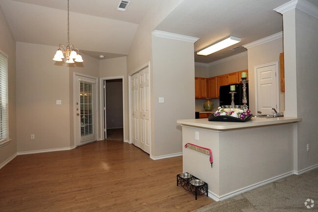 1308 SF_2BR_2Bath_Dine/Cook - Chappell Oaks Apartments