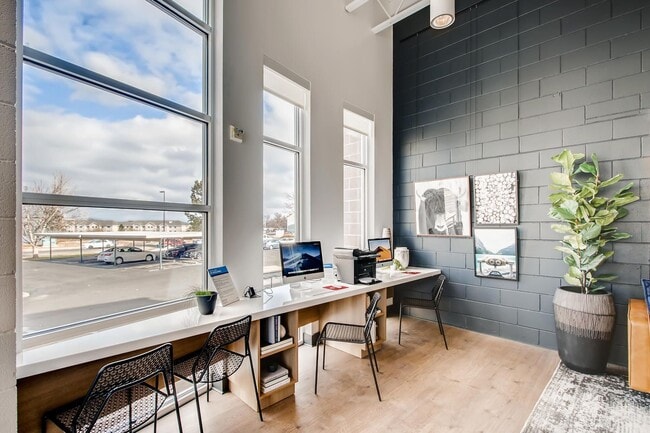 Photo - Lakeview Towers at Belmar