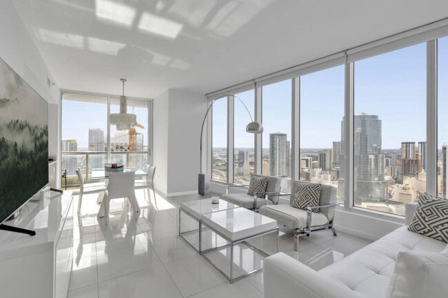 Building Photo - 485 Brickell Ave Unit SI ID1520347P