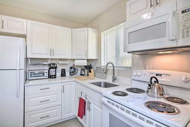 Photo - 441 NW 7th Terrace Unit SI FL1-ID1545951P