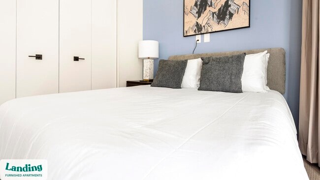 Building Photo - 143 E Commerce St Unit 803.1411788