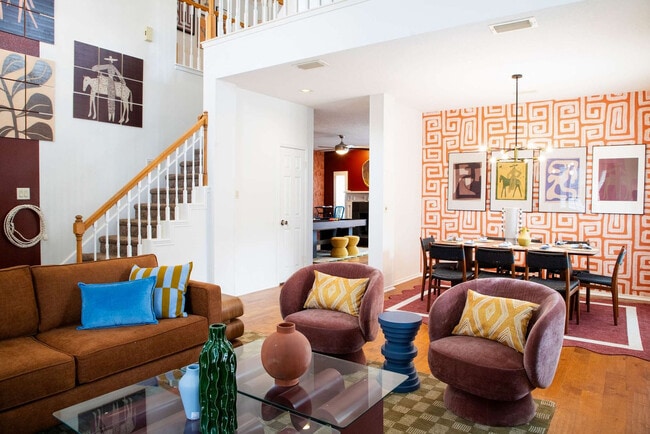 Photo - 2002 Chittim Trail Dr Unit SI ID1464603P