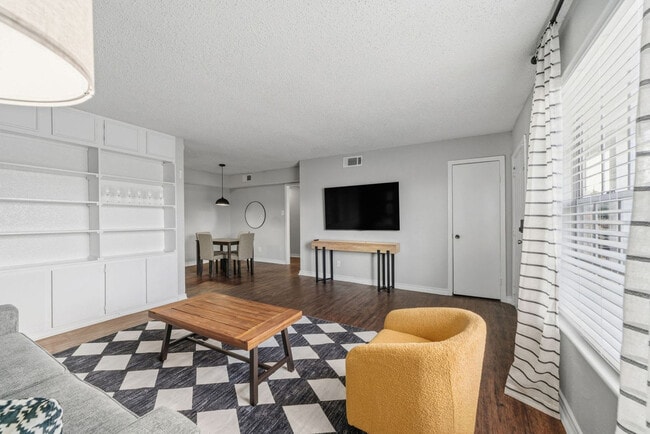 Photo - 1307 Wilcrest Dr Unit SI ID1592192P