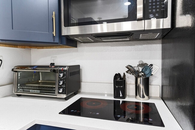 Photo - 1015 E 25th Ave Unit ID1244307P