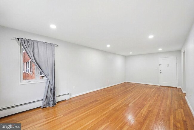 Photo - 111 Lee Ave Unit 302