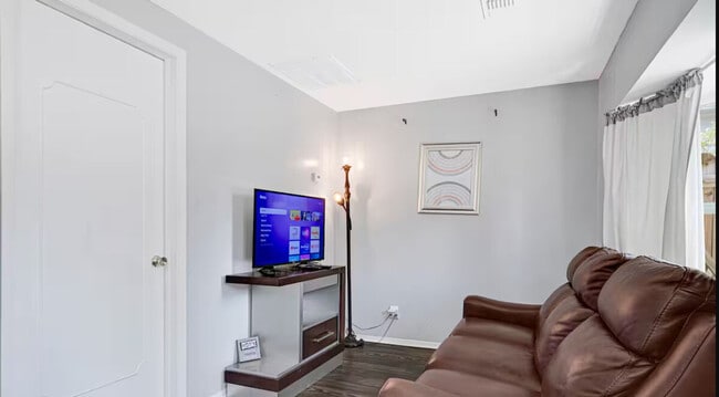 Photo - 8218 Concho St Unit SI FL1-ID1604764P