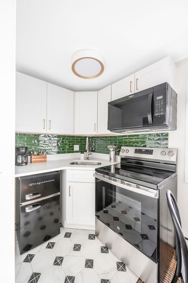 Photo - 200 S Henry St Unit SI ID1468339P