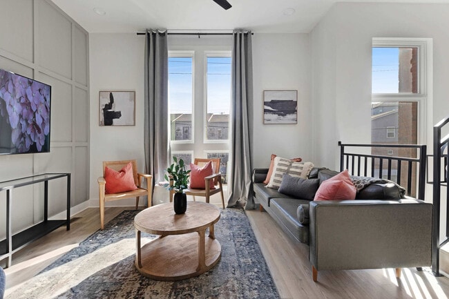 Photo - 915 Ramsey St Unit ID1045338P