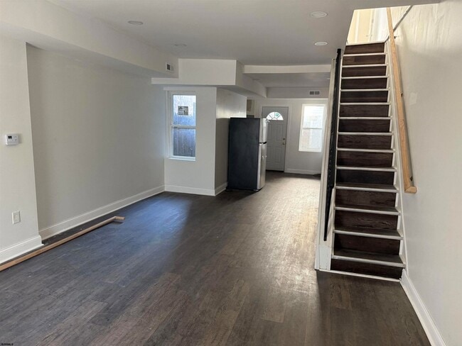 Photo - 2417 Pacific Ave