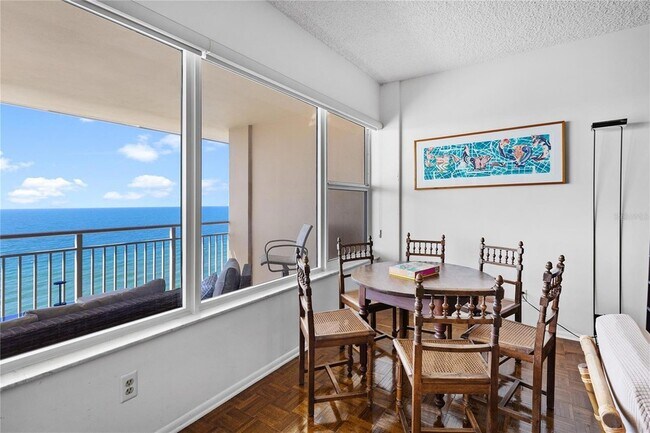 Photo - 601 Longboat Club Rd