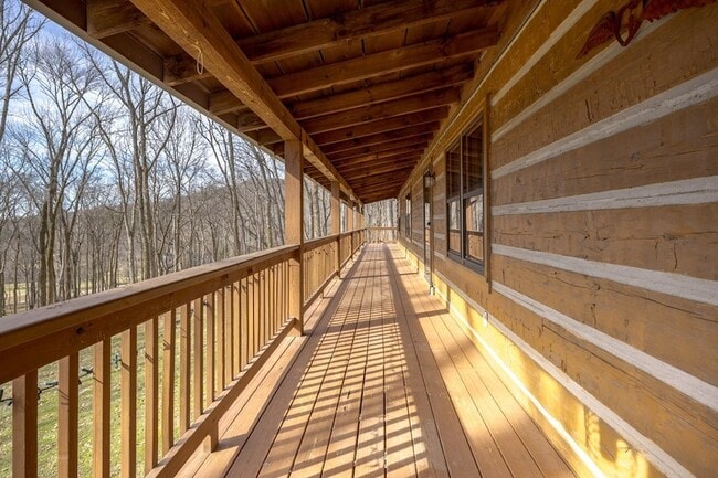 Photo - 1762 Burke Hollow Rd