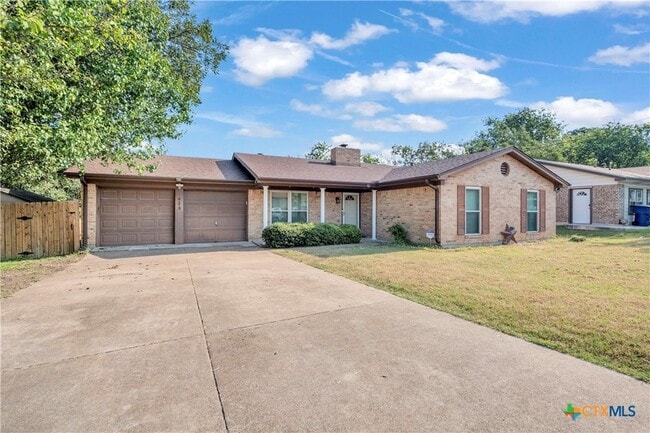 Photo - 613 Manning Dr