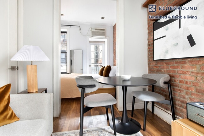 Photo - 52 Barrow St Unit SI FL1-ID2123