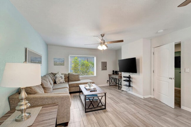 Photo - 2204 Avenue A N Unit SI ID1591360P