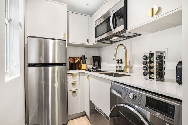 Photo - 4025 Indian Creek Dr Unit SI ID1272094P