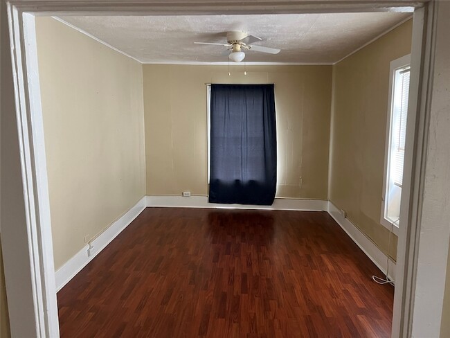 Photo - 5105 Crawford St Unit 2