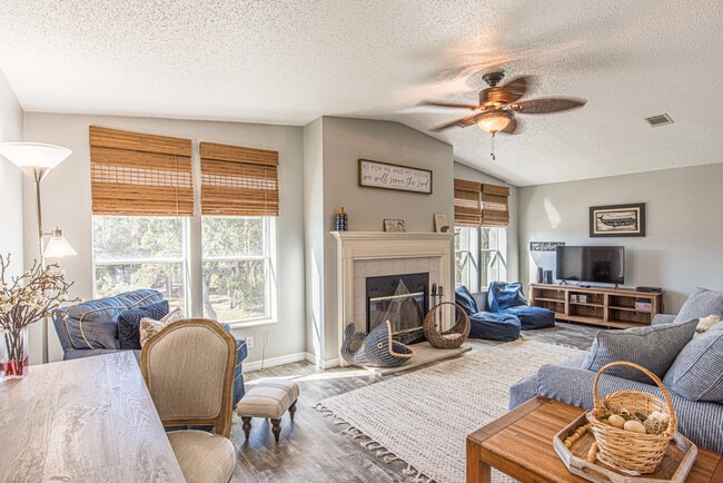 Photo - 2275 S Hunt Point Unit ID1049738P