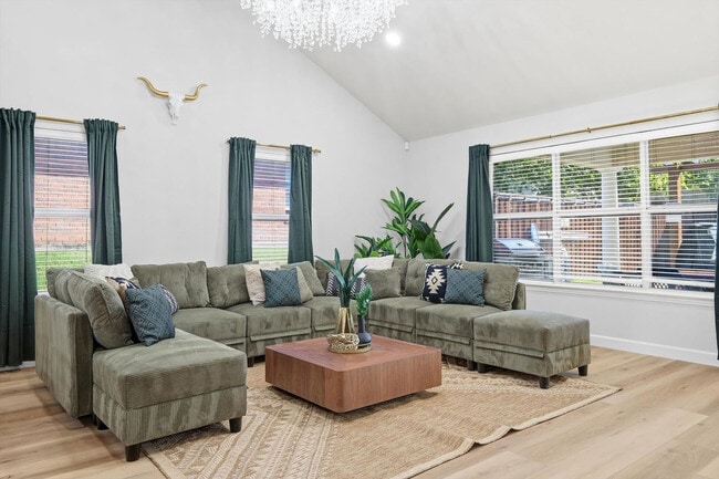 Photo - 2831 Rosewood Blvd Unit ID1338746P