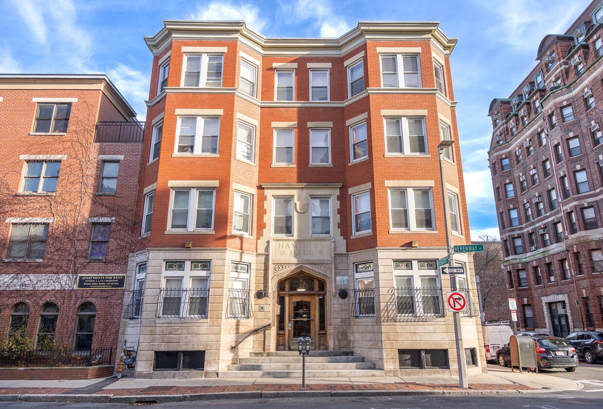 Floor Plan - 64 Hemenway 2 Bed SM