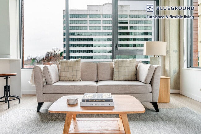 Photo - 3030 Potomac Ave Unit FL3-ID1030