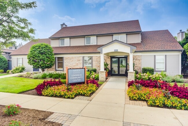 Haven on Long Grove - Haven on Long Grove