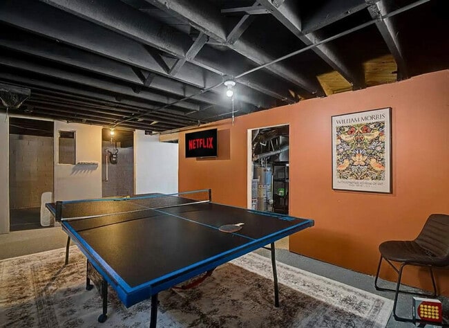 Photo - 2010 Chesterland Ave Unit SI ID1496099P