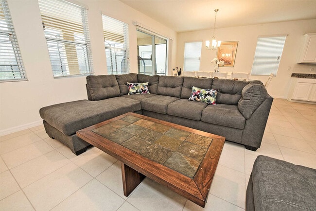 Photo - 5277 Oakbourne Ave Unit SI ID1263237P