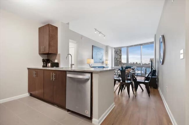 Photo - 48 Washington Blvd Unit ID1042374P