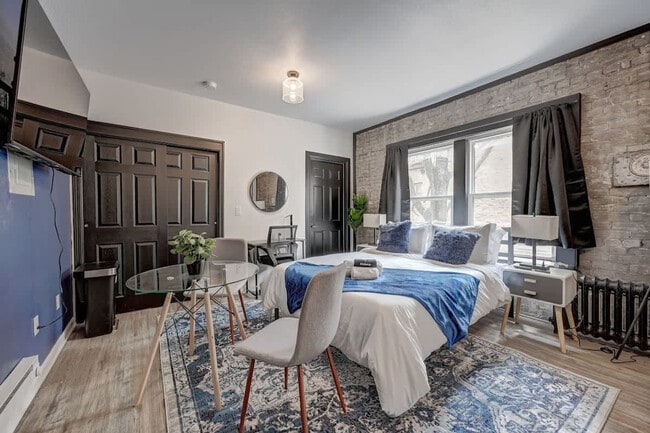 Building Photo - 1925 N Prospect Ave Unit ID1263074P