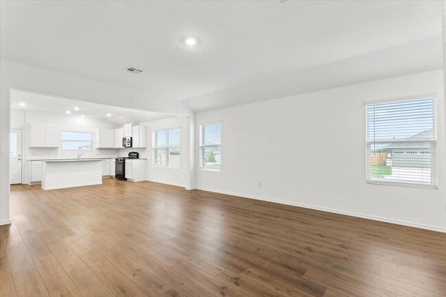 Photo - 104 Winged Foot Ct