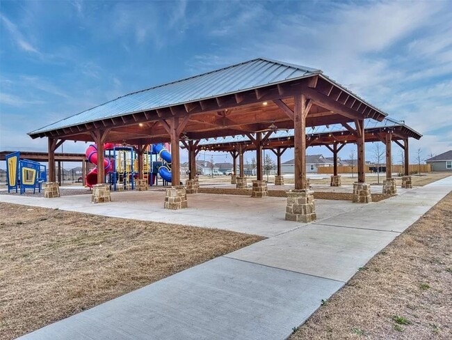 Photo - 2733 Slatewood Dr