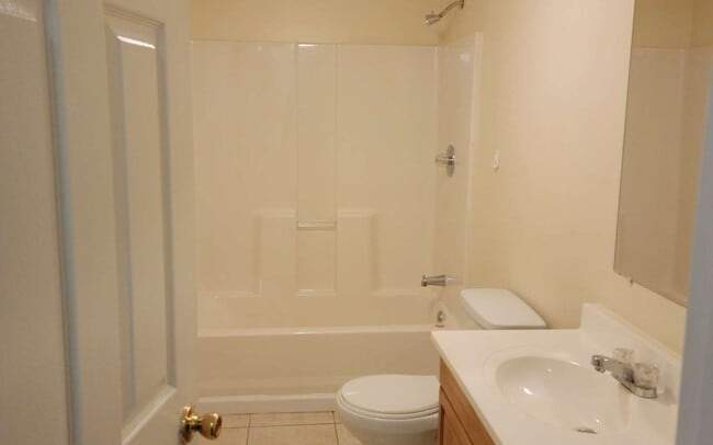 Photo - 423 Ballewtown Rd