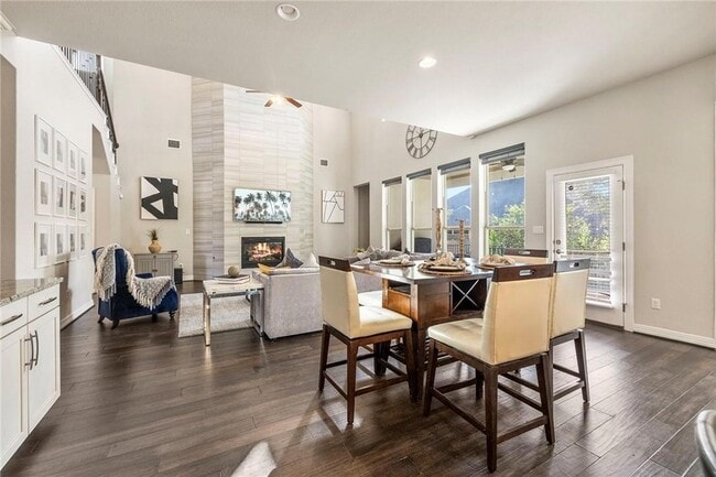 Photo - 203 Montalcino Blvd