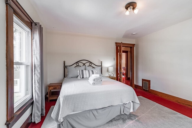 Photo - 341 N Water St Unit SI ID1593935P